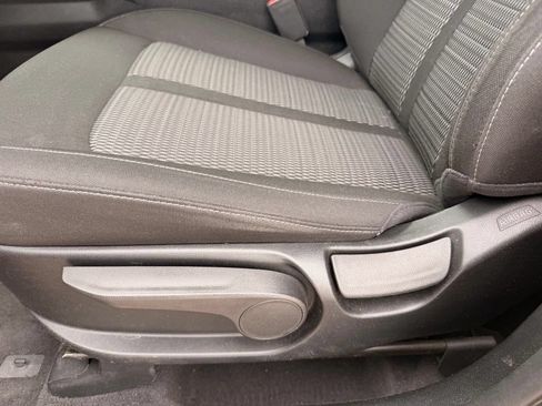 Used 2024 Kia Sorento LX FWD image 15