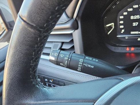 Used 2022 GMC Yukon Denali w/ Denali Ultimate Package image 12