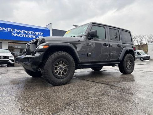 Used 2022 Jeep Wrangler Unlimited Sport image 2
