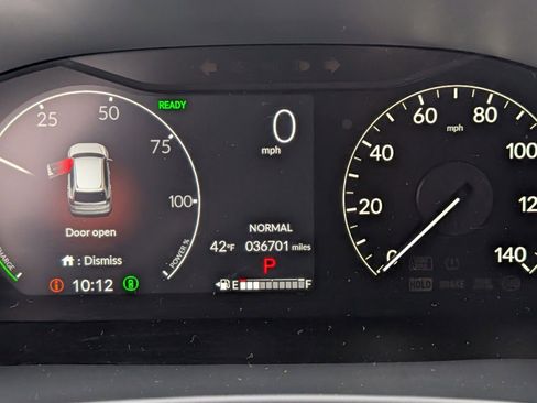 Used 2024 Honda CR-V Sport Touring image 29