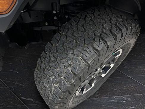 Used 2024 Jeep Wrangler Unlimited Rubicon 4xe image 36