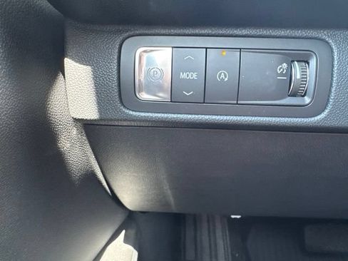 New 2026 Chevrolet Traverse LT w/ Midnight/Sport Edition FWD image 3