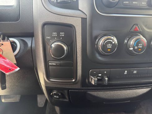 Used 2013 RAM 1500 Express AWD/4WD image 21