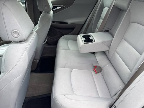 Used 2023 Chevrolet Malibu LT FWD image 32