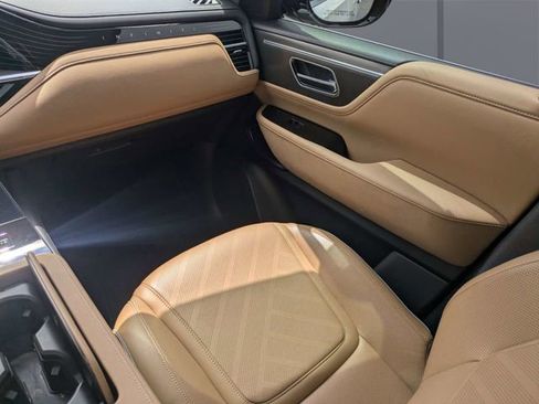Used 2026 INFINITI QX80 Luxe w/ Cargo Package AWD/4WD image 18