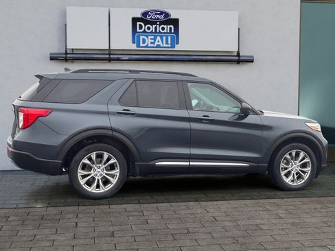 Certified 2023 Ford Explorer XLT w/ Equipment Group 202A image 2