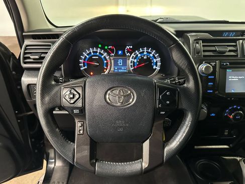 Used 2019 Toyota 4Runner TRD Pro AWD/4WD image 11