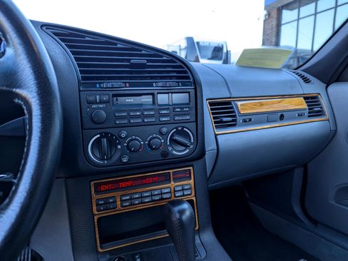 Used 1995 BMW M3 Coupe image 22