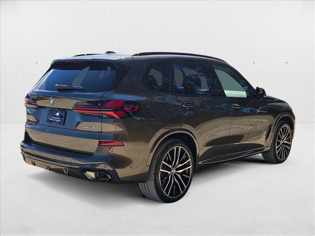 Used 2026 BMW X5 sDrive40i w/ M Sport Package RWD image 2