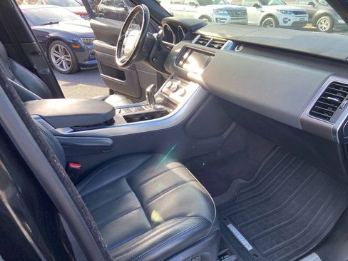 Used 2014 Land Rover Range Rover Sport HSE AWD/4WD image 27