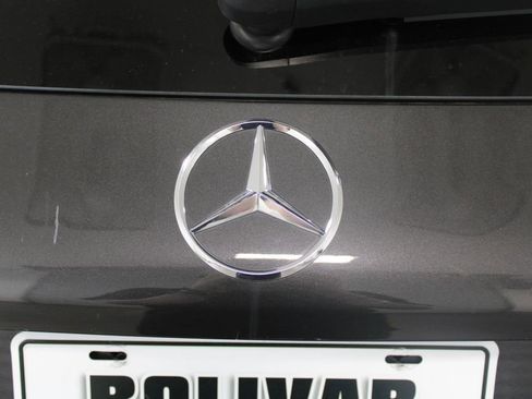 Used 2022 Mercedes-Benz GLC 300 image 13