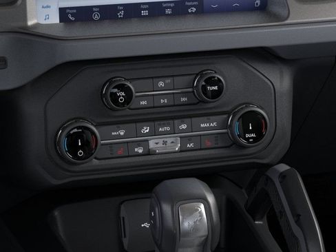 New 2025 Ford Bronco Big Bend w/ Black Diamond Package AWD/4WD image 16