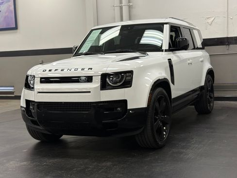 Used 2026 Land Rover Defender 110 X-Dynamic SE AWD/4WD image 5