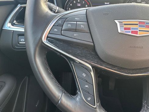 Used 2022 Cadillac XT5 Premium Luxury w/ Technology Package image 21