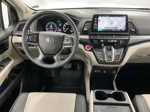Certified 2026 Honda Odyssey Elite image 19