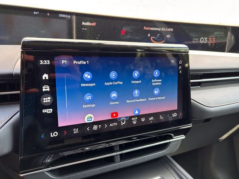 New 2026 Lincoln Nautilus Premier AWD/4WD image 33