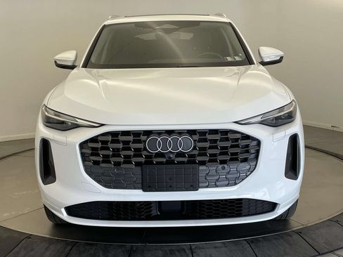 Certified 2025 Audi Q5 Premium w/ Convenience Package AWD/4WD image 10