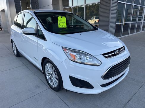 Used 2018 Ford C-MAX SE image 9
