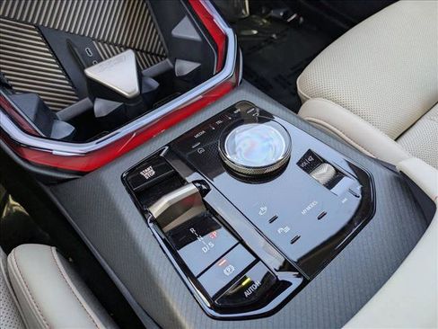 Used 2025 BMW X3 xDrive30i w/ Premium Package image 13