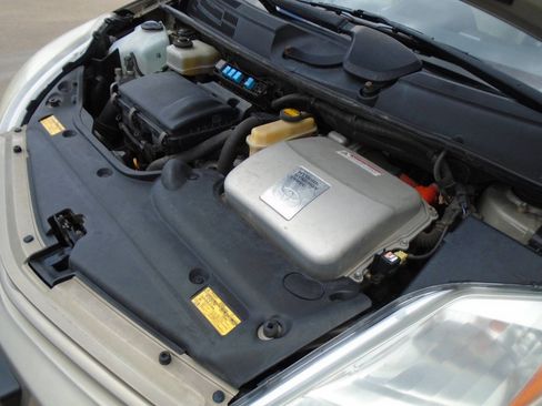 Used 2004 Toyota Prius FWD image 19