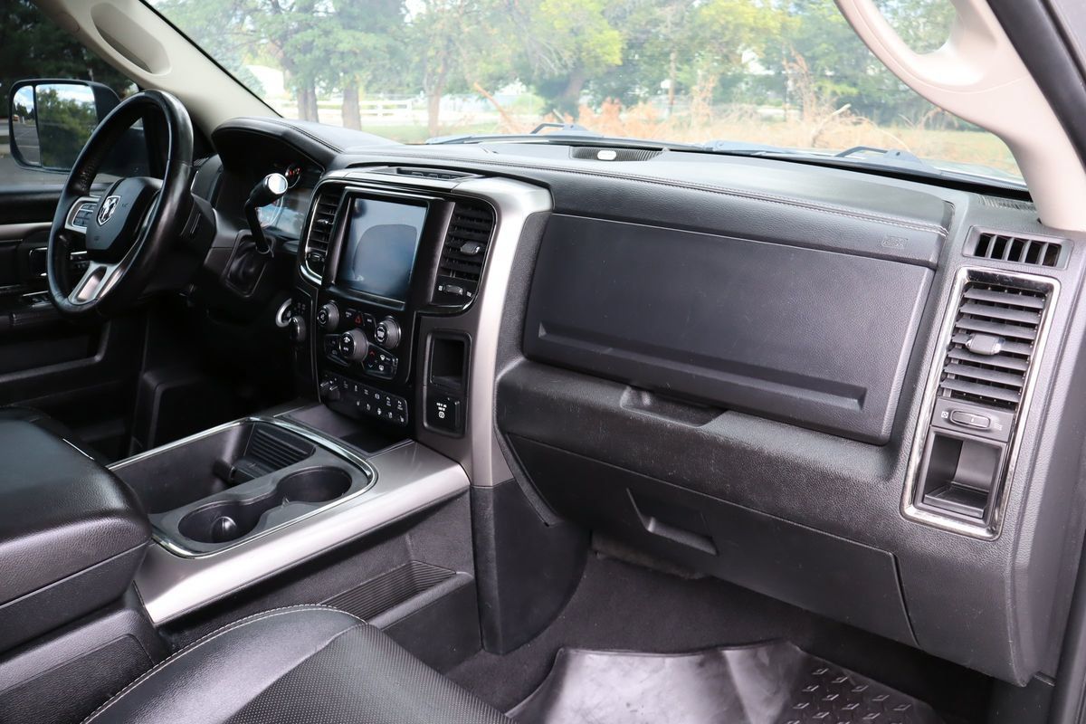 Used 2018 RAM 3500 Laramie w/ Sport Appearance Group AWD/4WD image 17