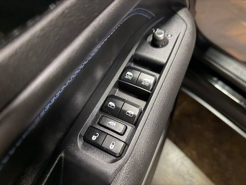 Used 2025 Jeep Compass Latitude w/ Altitude Special Edition AWD/4WD image 13