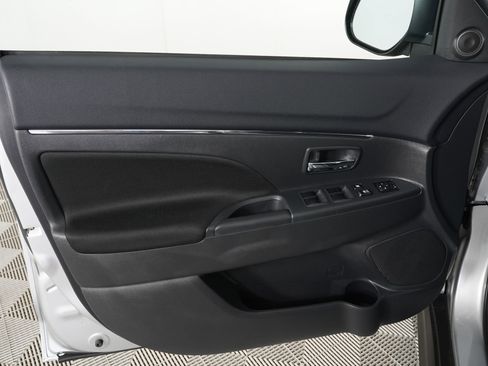 New 2026 Mitsubishi Outlander Sport ES image 8