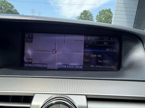 Used 2013 Lexus LS 460 AWD image 21