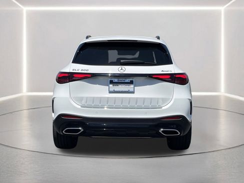 Used 2026 Mercedes-Benz GLC 300 4MATIC image 23