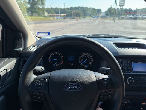 Used 2019 Ford Ranger XL w/ Equipment Group 101A Mid RWD image 29