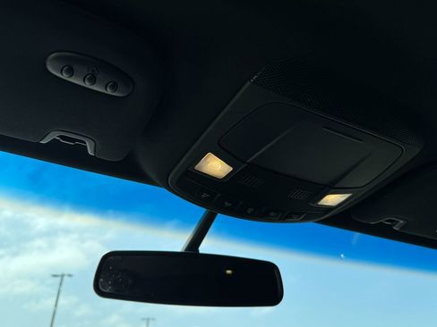 Used 2016 Lincoln MKX Select image 31