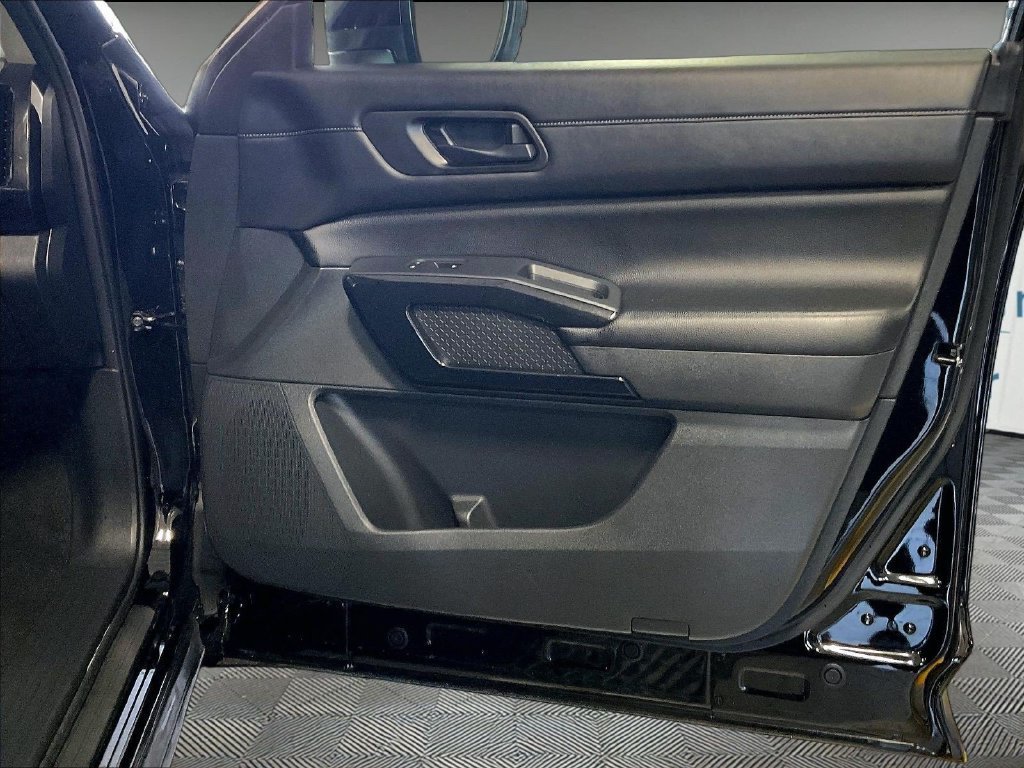 Certified 2024 Nissan Pathfinder SV AWD/4WD image 12
