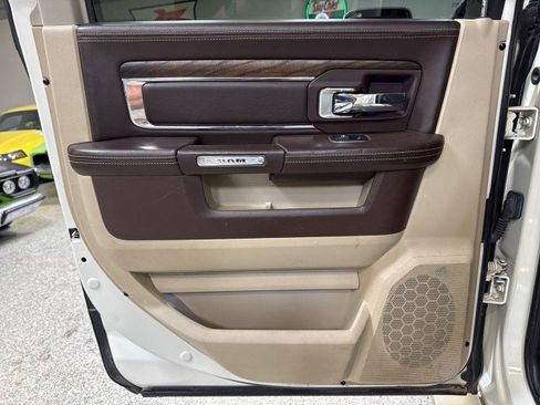 Used 2017 RAM 3500 Laramie Longhorn image 43