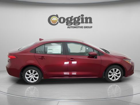 New 2026 Toyota Corolla LE FWD image 21