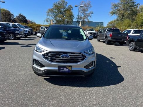 Certified 2022 Ford Edge SEL w/ Convenience Package image 2