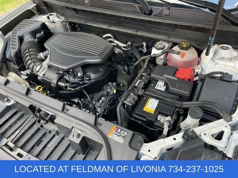 Used 2022 GMC Acadia SLT w/ Elevation Edition AWD/4WD image 30