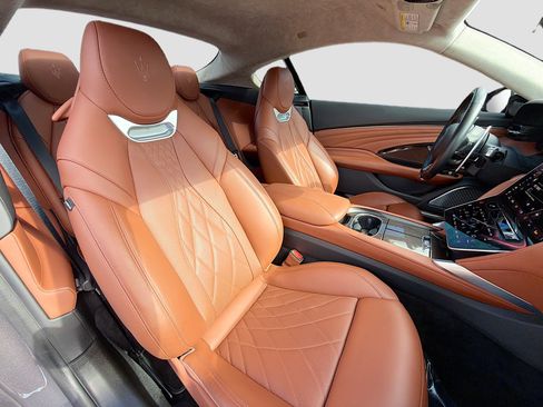 Certified 2024 Maserati GranTurismo Modena image 15