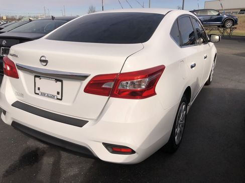 Used 2019 Nissan Sentra S image 13