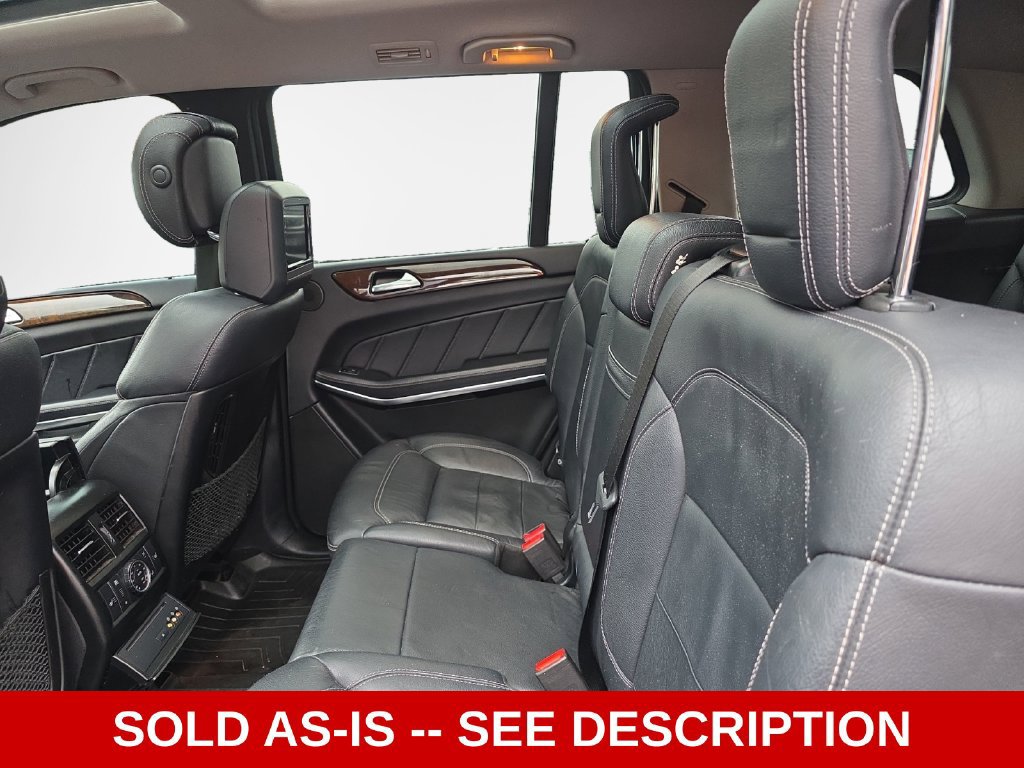Used 2015 Mercedes-Benz GL 550 4MATIC image 24