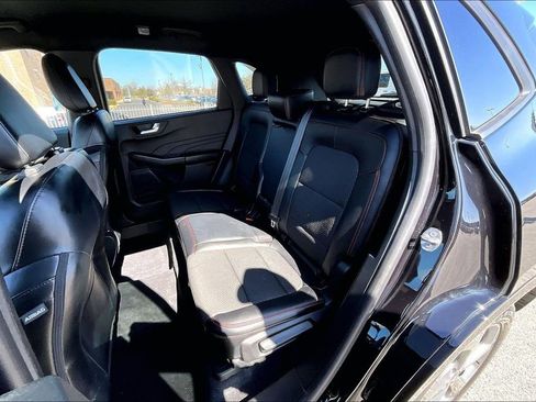 Certified 2023 Ford Escape ST-Line w/ Tech Pack #1 AWD/4WD image 24