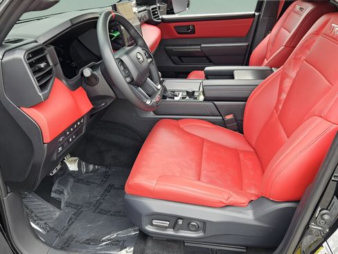 Used 2025 Toyota Sequoia TRD Pro AWD/4WD image 13
