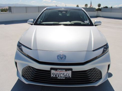 Certified 2025 Toyota Camry XLE w/ Premium Package FWD image 7