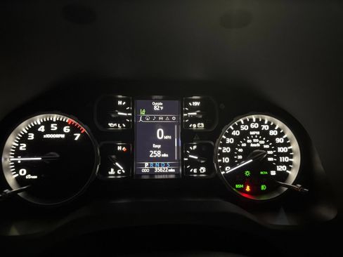 Used 2020 Toyota Tundra Limited w/ Limited Premium Package RWD image 7