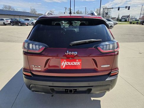 Used 2019 Jeep Cherokee Latitude Plus w/ Comfort/Convenience Group AWD/4WD image 7