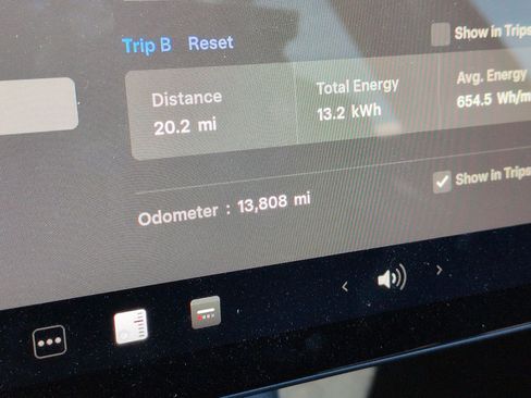 Used 2024 Tesla Model 3 Performance image 20