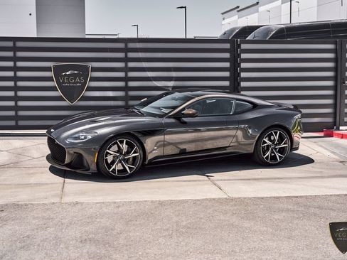 Used 2021 Aston Martin DBS Superleggera RWD image 5
