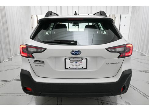 Used 2024 Subaru Outback AWD/4WD image 6