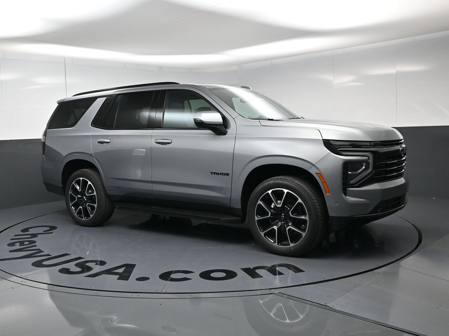 New 2026 Chevrolet Tahoe RST w/ RST Capability Package AWD/4WD image 2