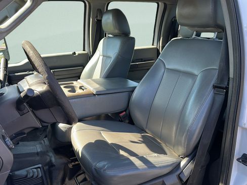Used 2013 Ford F450 XL w/ PWR Equipment Group AWD/4WD image 17