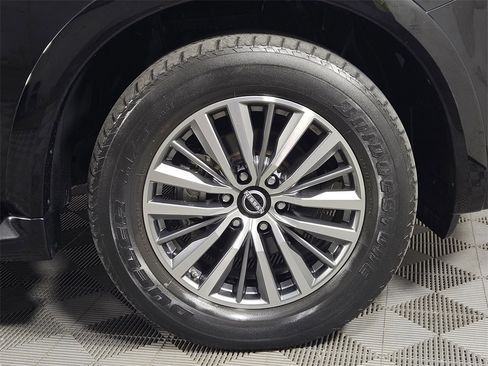 Used 2021 Nissan Armada SV w/ SV Appearance Package image 6